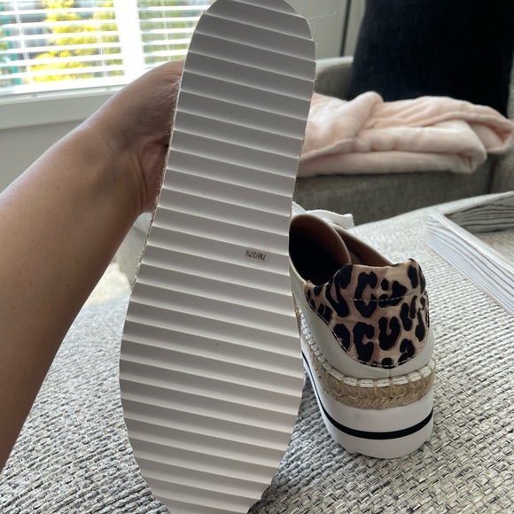 Jennifer Lopez Women’s Espadrille White with Leopard - Picture 5 of 5